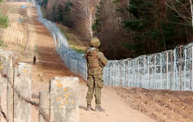 Польща витратить 2,6 млрд доларів на захист кордону з Росією та Білоруссю — Туск